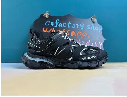 Balen Track Black LED - OopBuy Spreadsheet