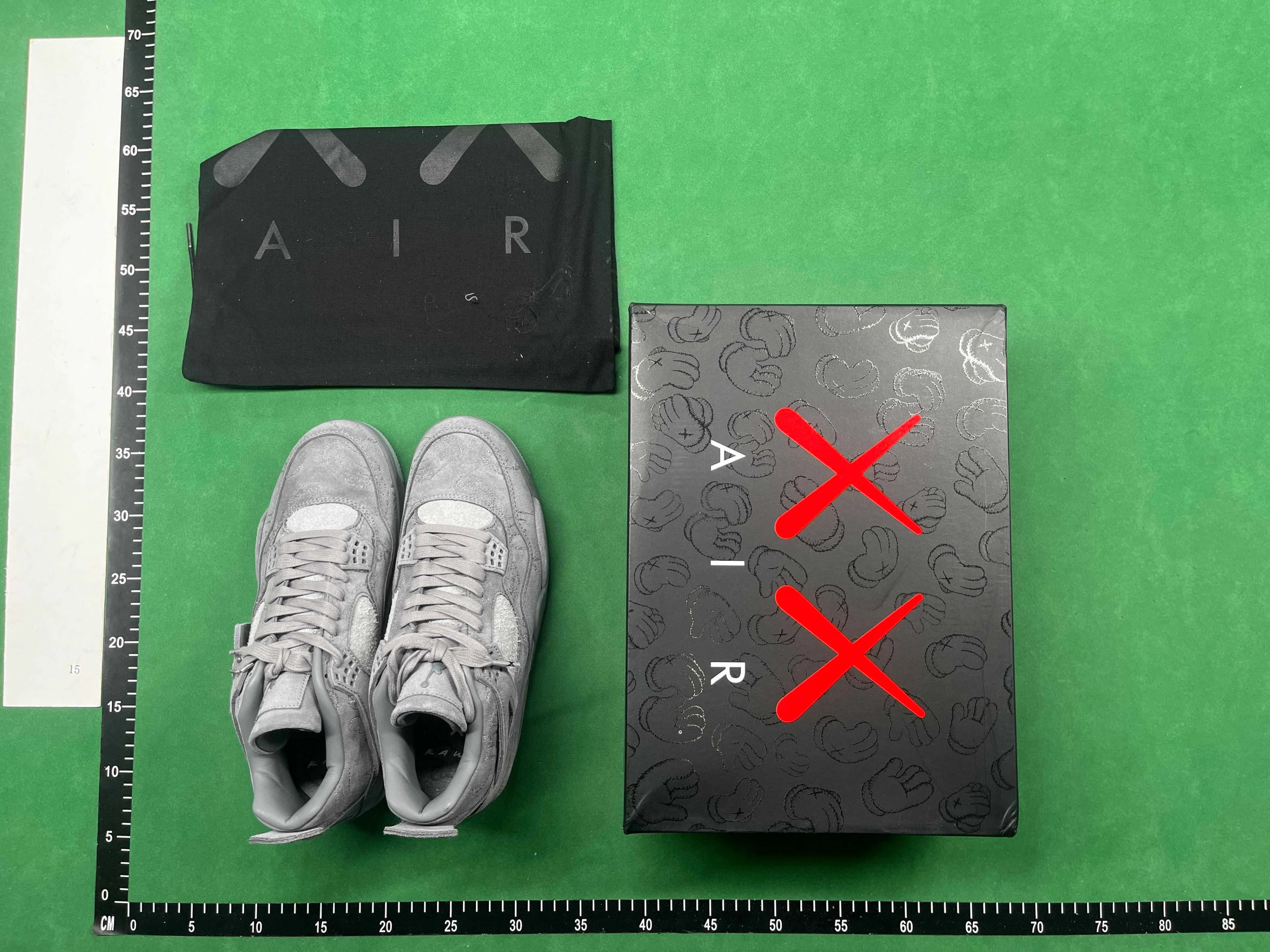 Kaws J4s (best batch i believe) - OopBuy Spreadsheet