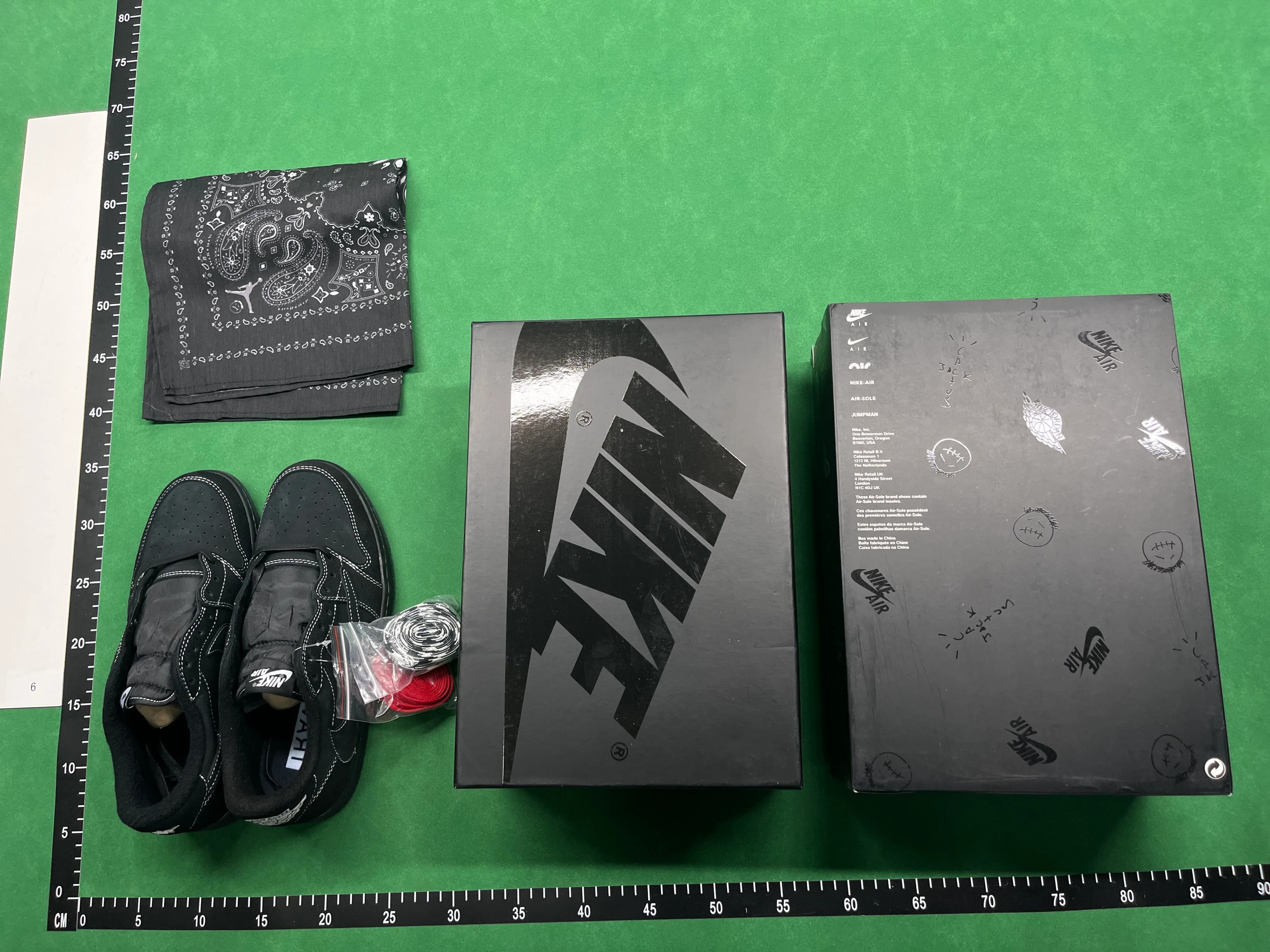 VT BATCH SB dunk and Travis - Image 4