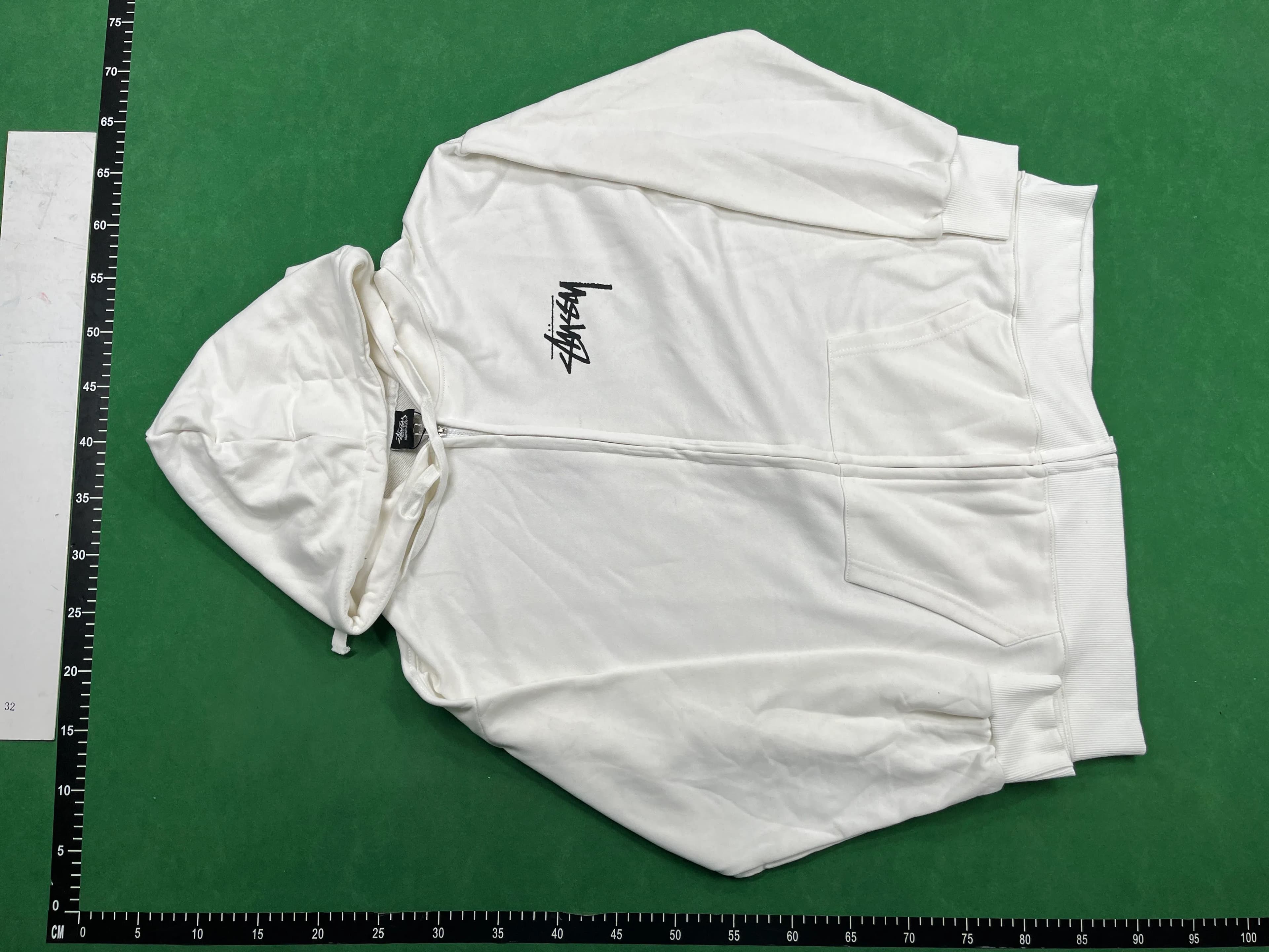 STUSSY ZIP UPS - Image 4