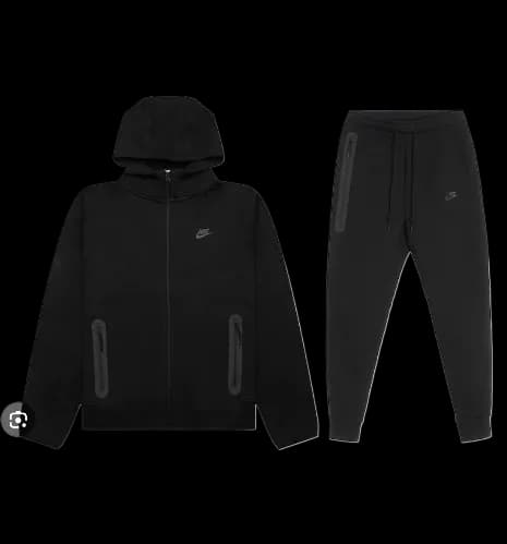 Nike Tech arriba o abajo - Image 5