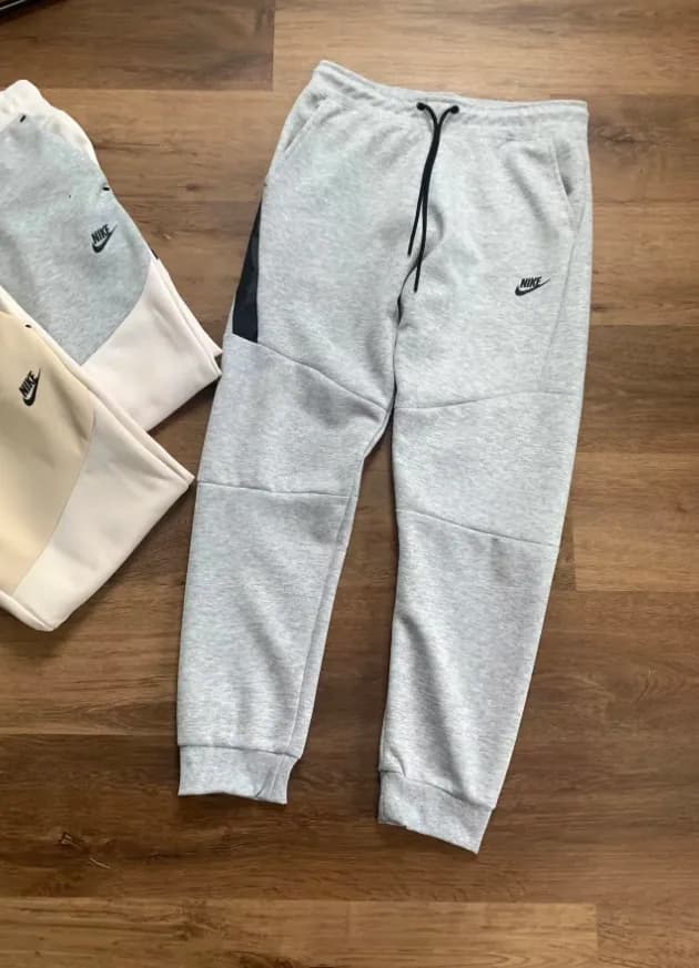 Nike Tech Donji deo