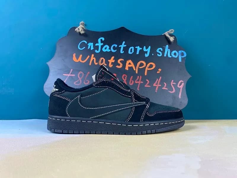 aj1 low travis Scott black