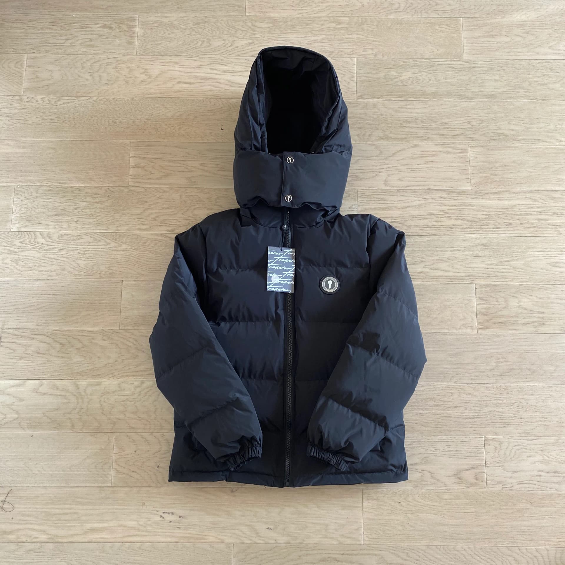 Trapstar Irongate pufferjacket with Detachable Hood Black