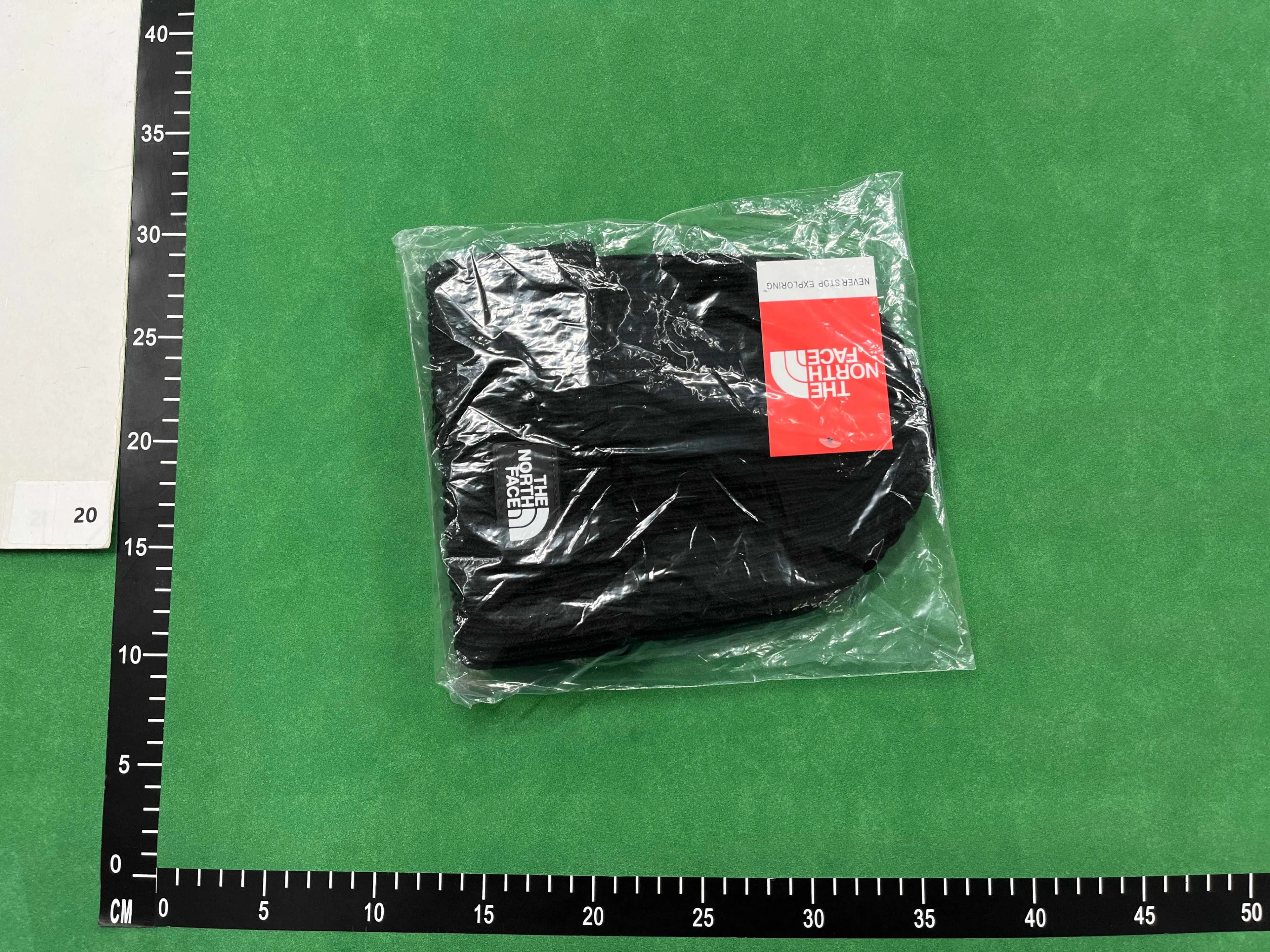 tnf beanie - Image 2