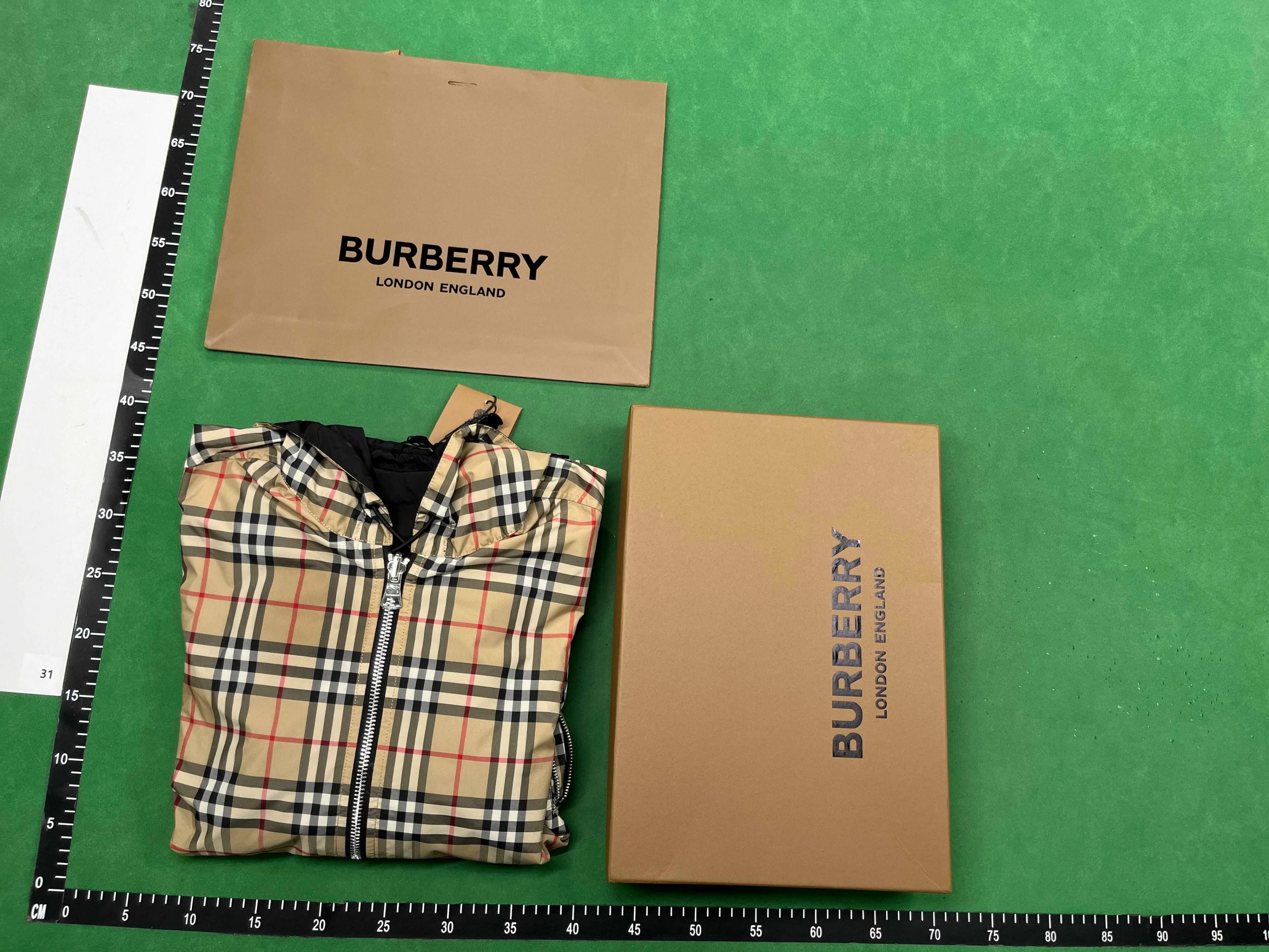 burberry jacket - Image 2