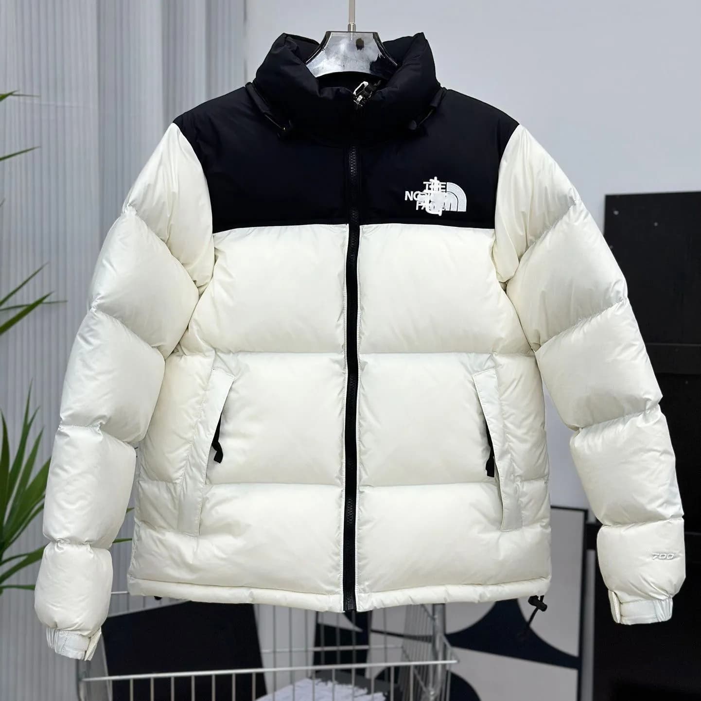 the north face jacket - Image 2