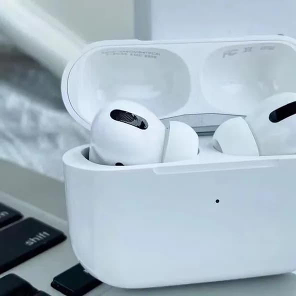 AirPods Pro - Image 2
