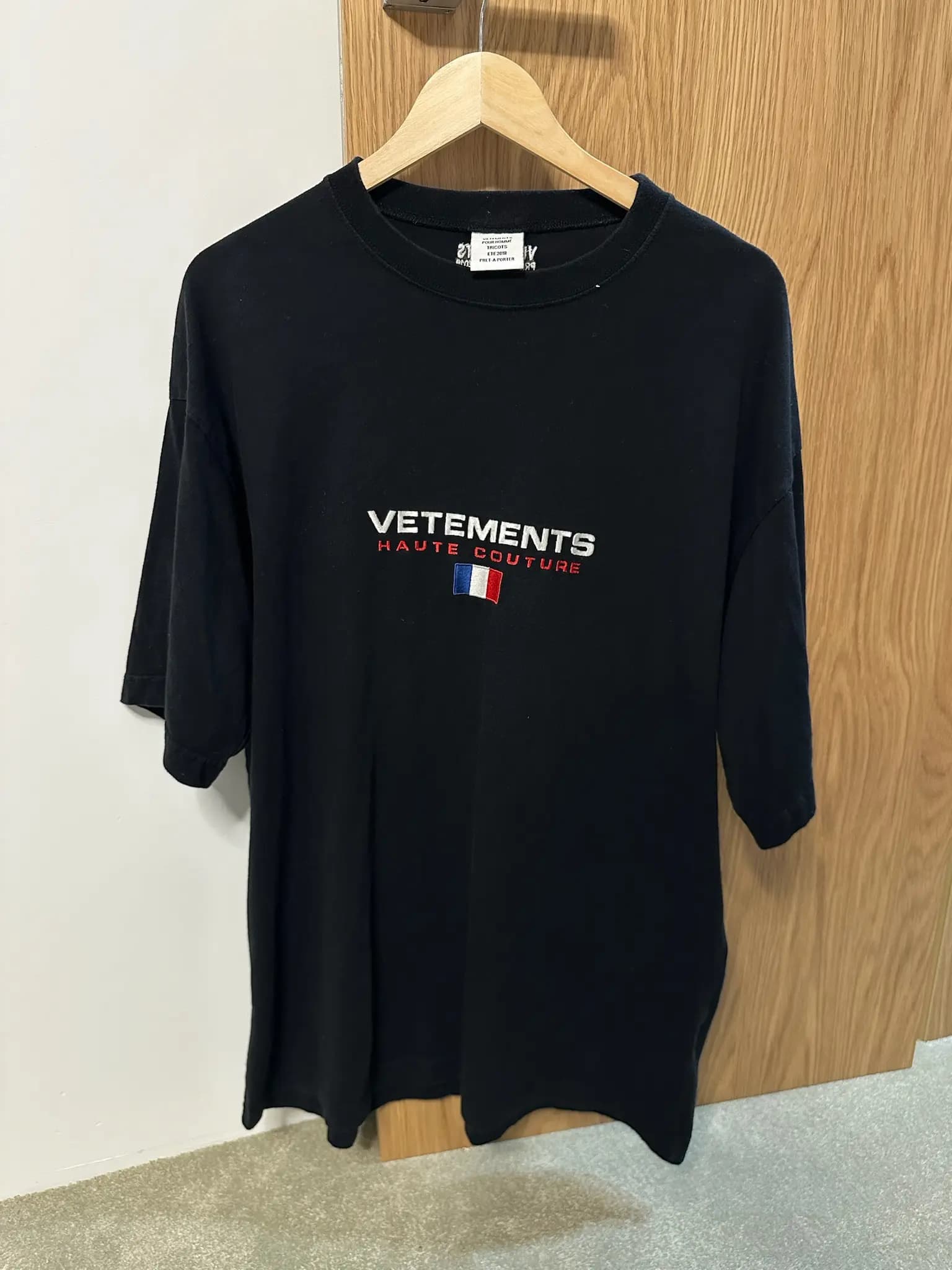 Vetements Paris Shirt - OopBuy Spreadsheet