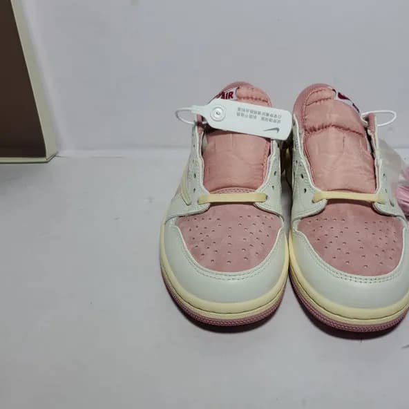 Travis Scott x Air Jordan 1 Low OG - OopBuy Spreadsheet