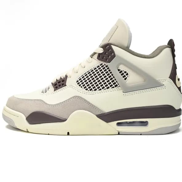 Air Jordan 4 - Image 4