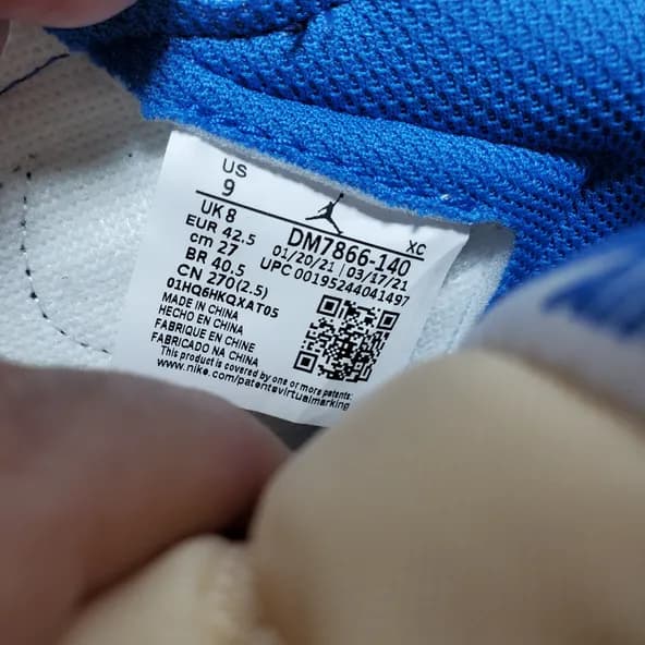 Travis Scott x Fragment ​Design x Air Jordan 1 Low - Image 6