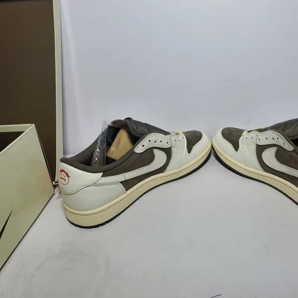 Travis Scott x Air Jordan 1 Low OG Reverse Mocha - Image 5