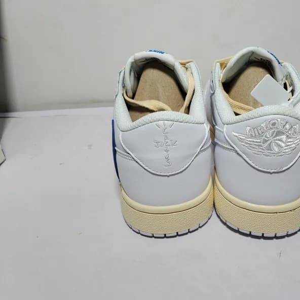 Travis Scott x Air Jordan 1 Low White Blue - Image 3