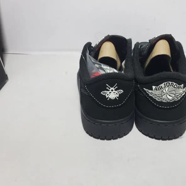 Travis Scott x Air Jordan 1 ​Low Black Phantom - Image 4