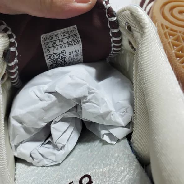 Originals Samba Vegan ​OG White Haired Horse - Image 2