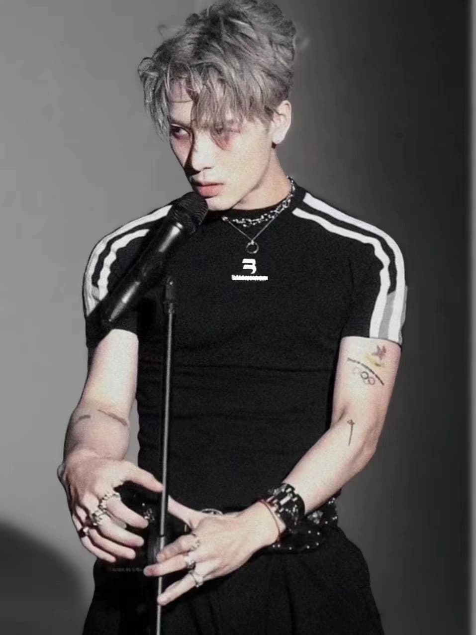 Wang Jiaer Carti same style tight sports bottom half-sleeved summer striped short-sleeved T-shirt unisex tops - OopBuy Spreadsheet