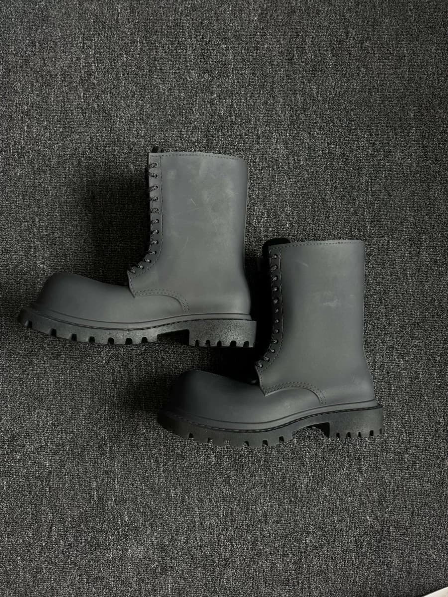 FanQie's own 2022 autumn and winter high-top Mickey steroid derby mold integrated king bomb single product