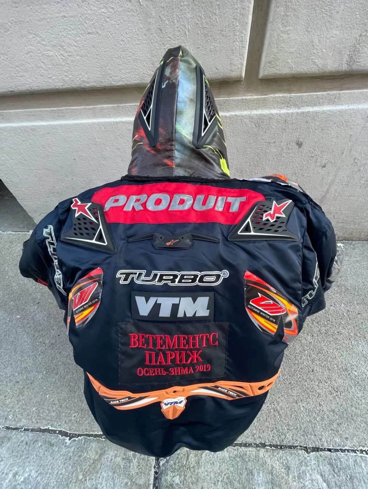 VETEMENTS BOMBER JACKET - Image 3