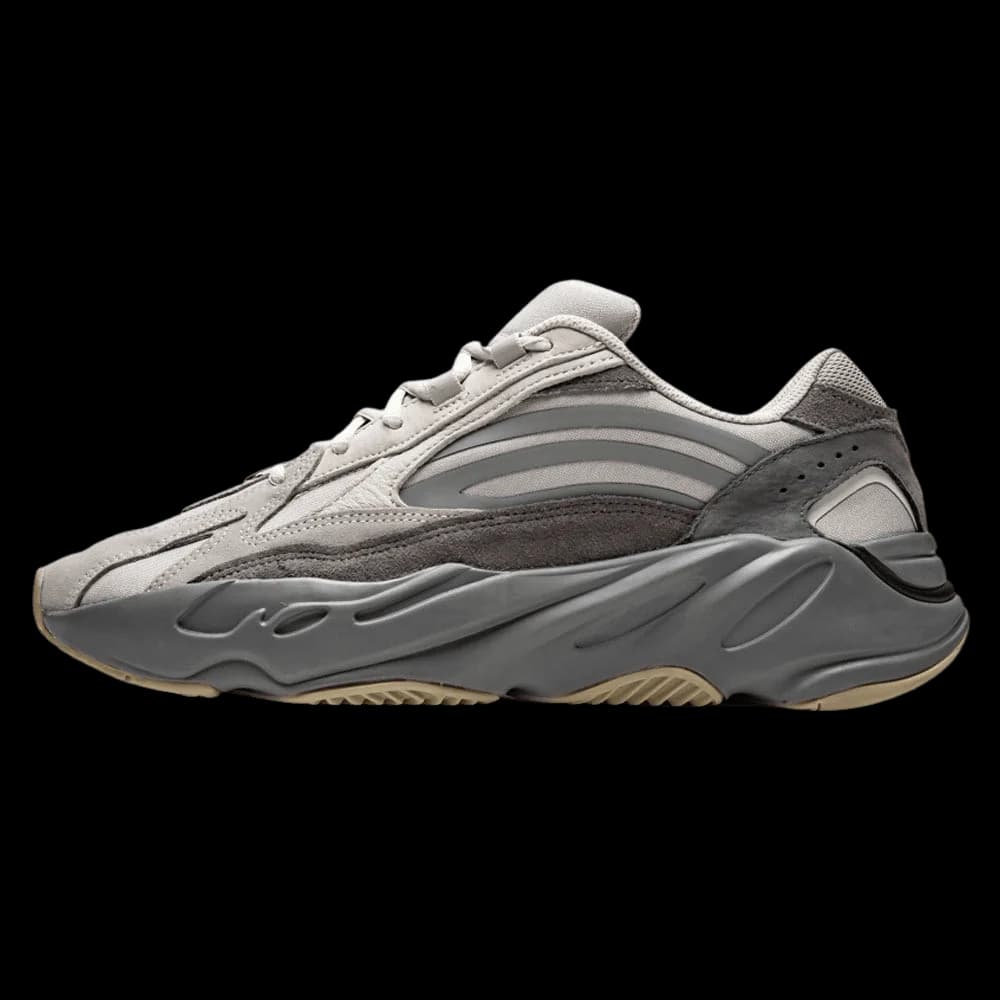 YEEZY 700 V2