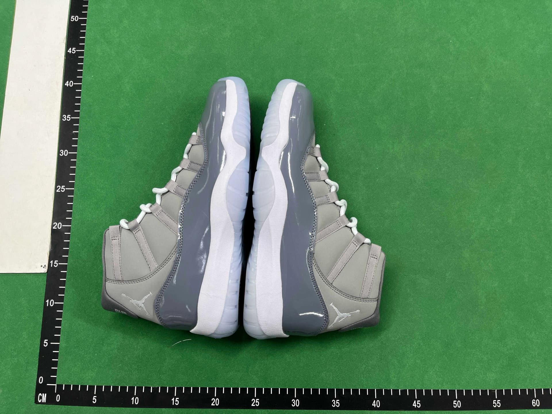 Jordan 11 vt