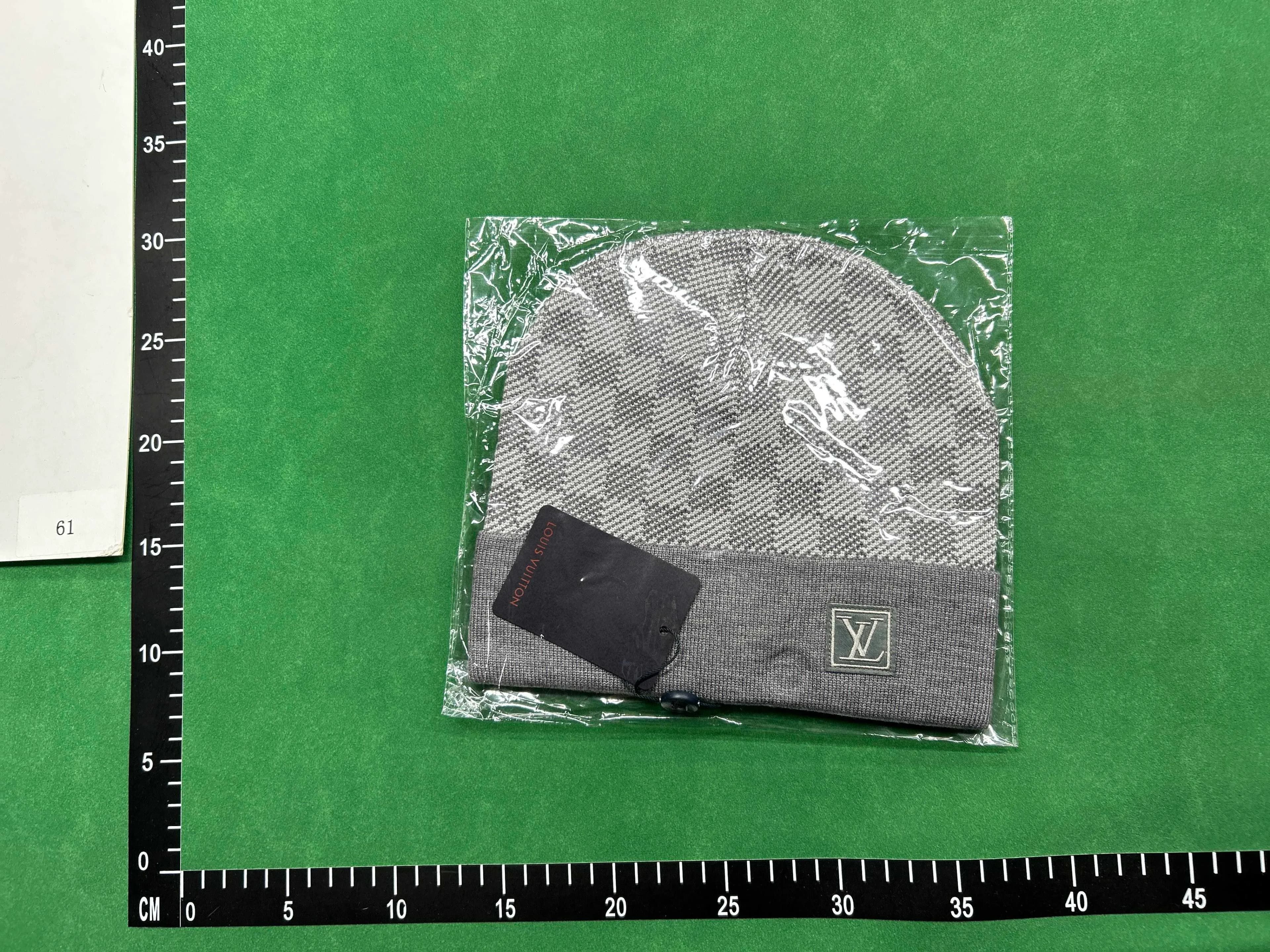 Louis Vuitton Beanie - Image 4