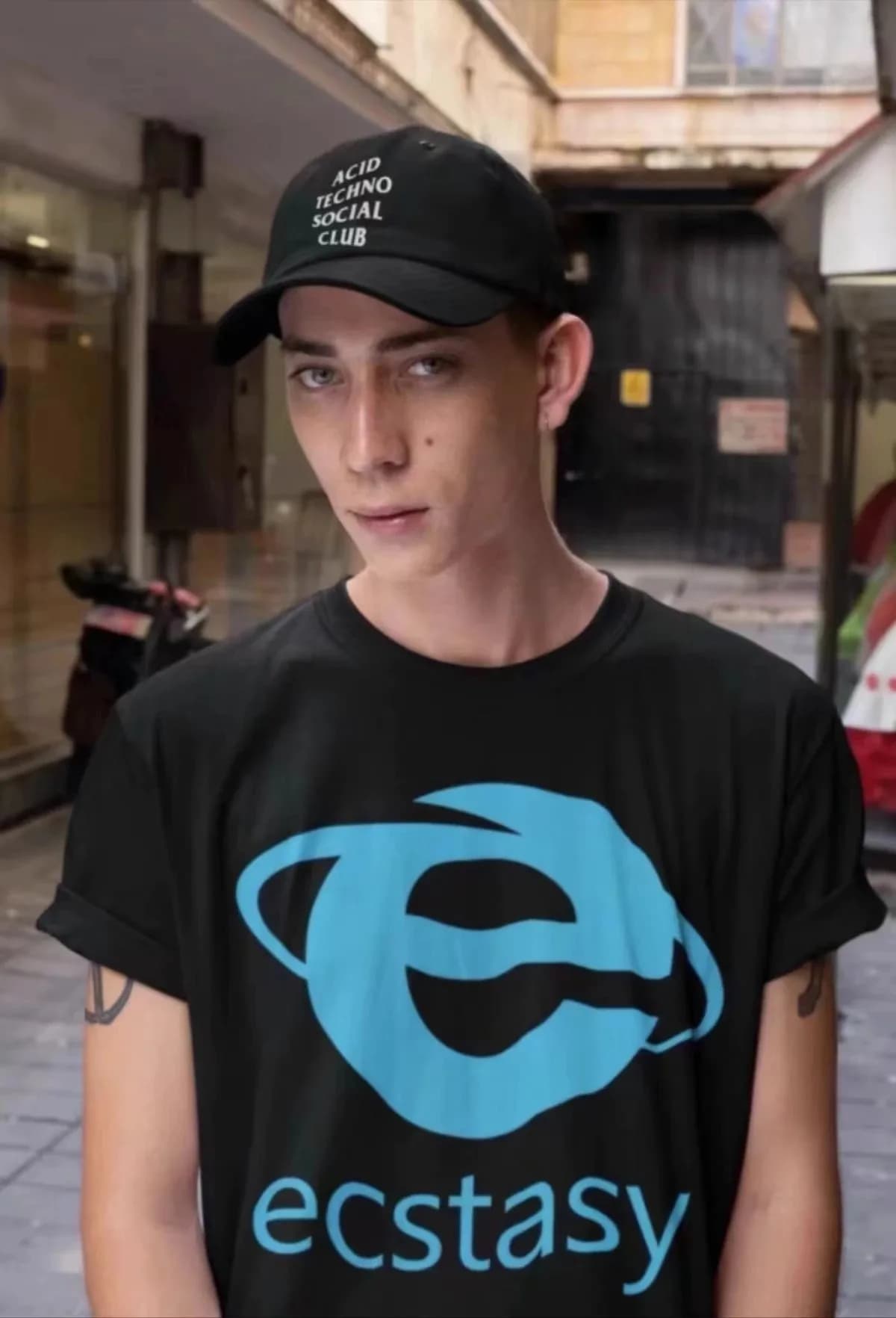 Vetements Ecstasy Shirt