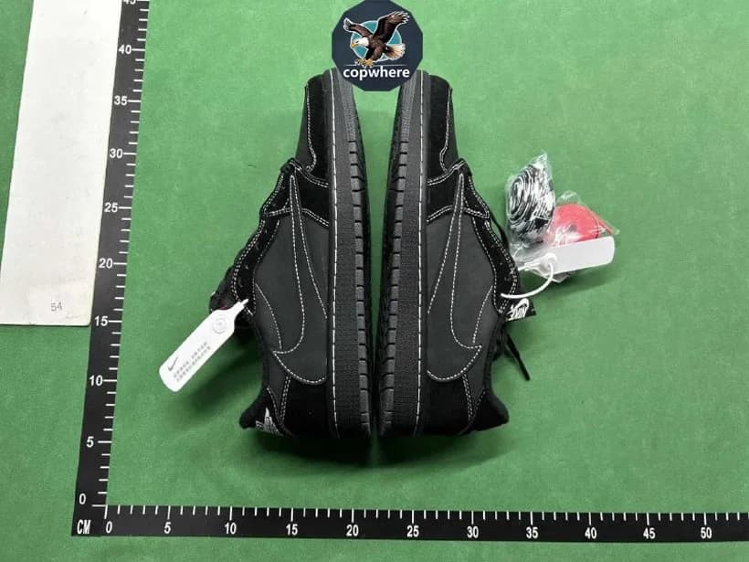 XC Batch Jordan 1 x Travis Scott Low Collection