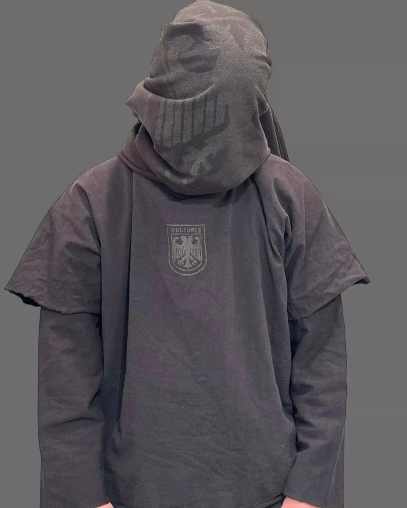 Yeezy Vultues Merch
