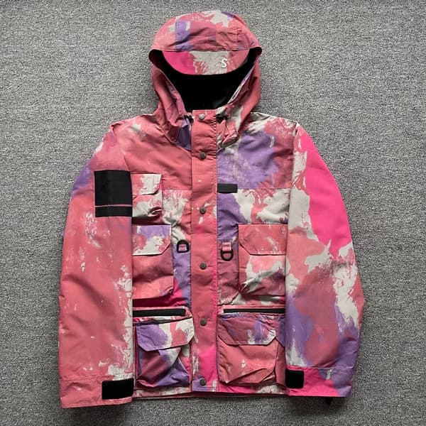 The North Face x Supreme