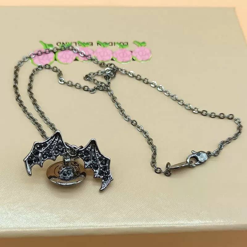 Titanium Black Batman Saturn Necklace - B8068