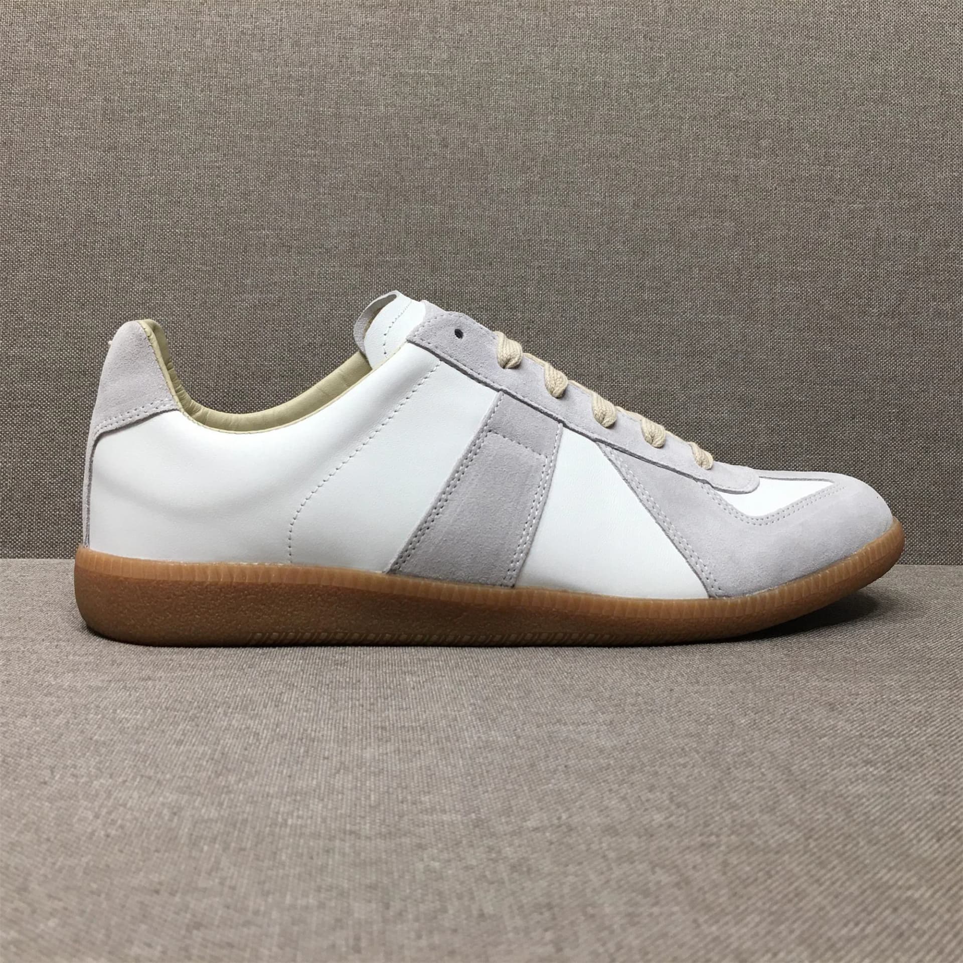 Shoes Dexun shoes MMGAT retro couple white shoes rubber sole sports shoes