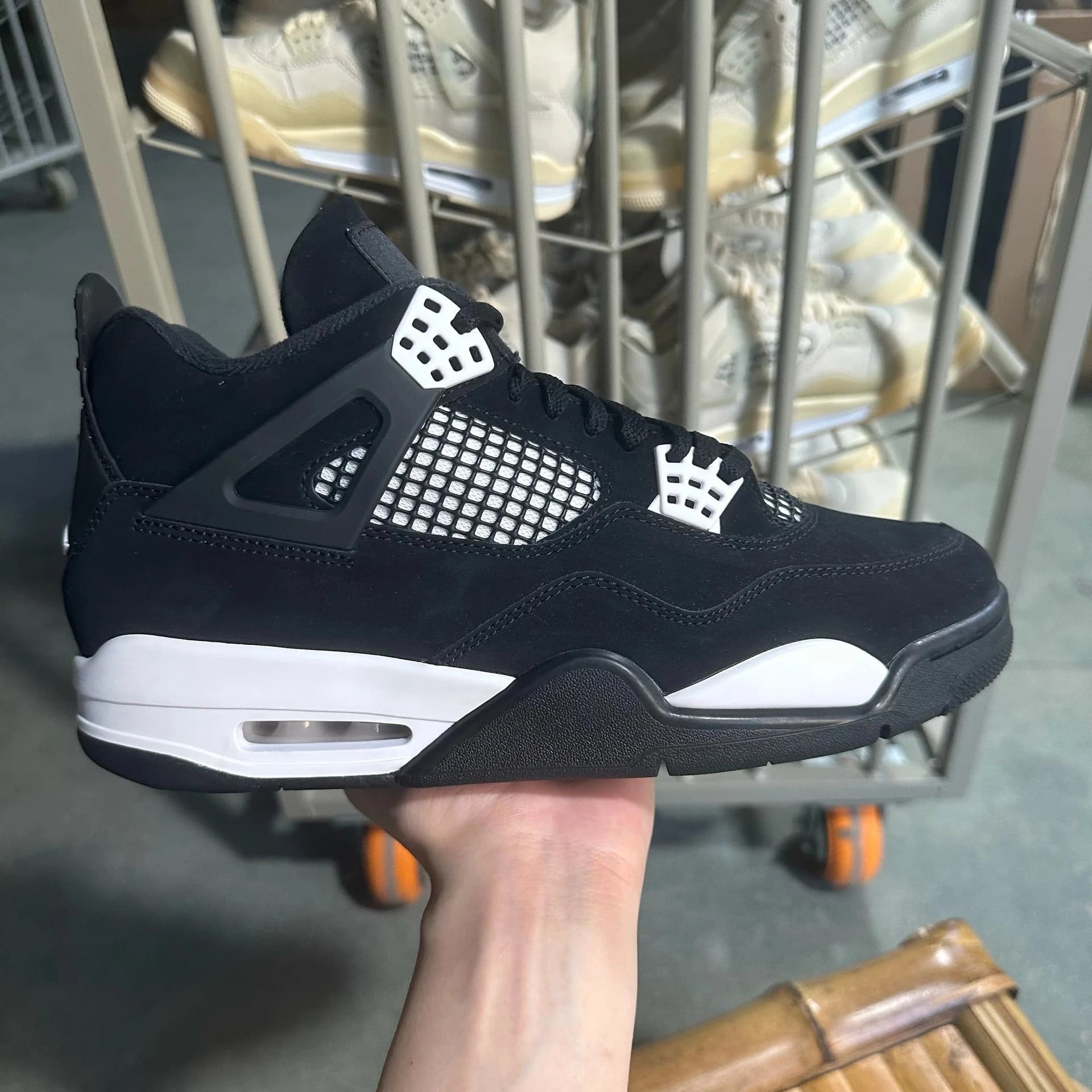 Air Jordan 4 Retro White Thunder GX