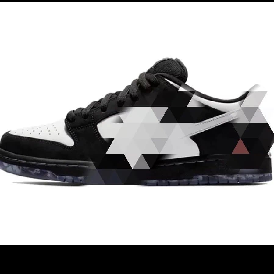 Nike SB Dunk Low panda pigeon M