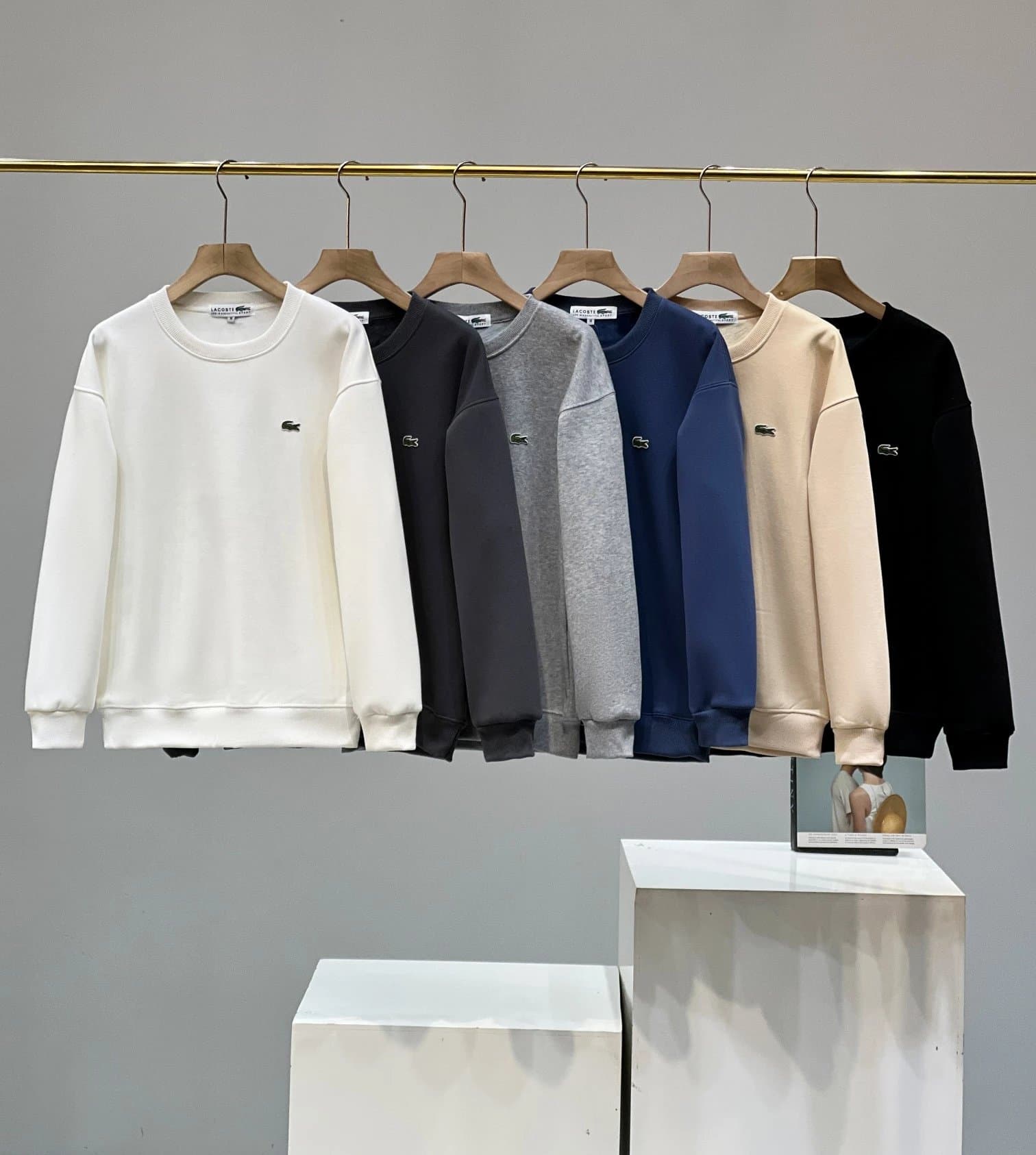 8888 LACOSTE/