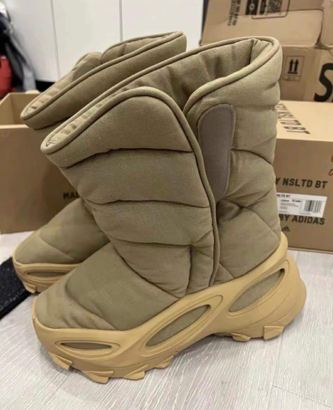 Adidas Yeezy NSLTD Khiki
