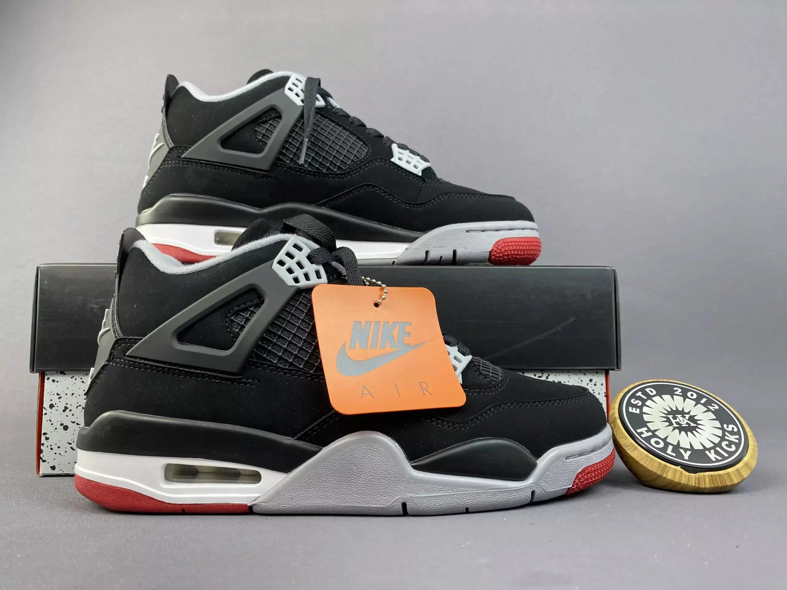 Jordan 4 Bred