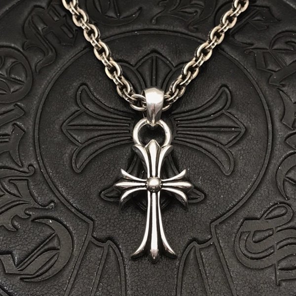 Chrome Hearts 1:1 Pendant+ Chain (21+ Colorways)