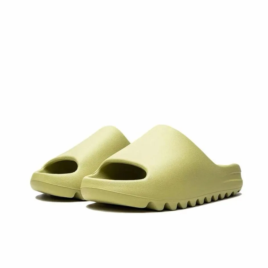 [yeezy]Yeezy slippers, when dragged in one line, feel like stepping on poop (50) - Image 1